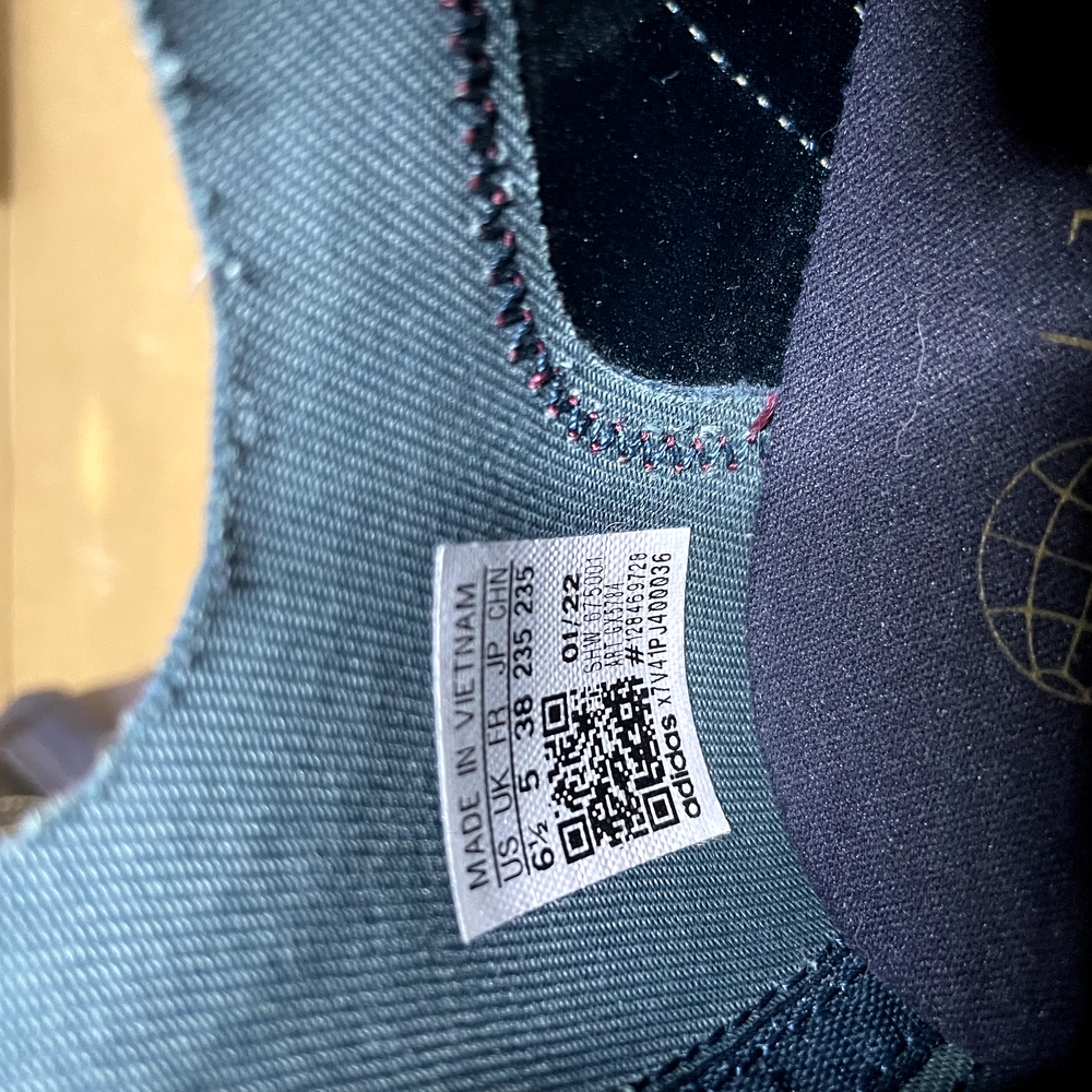 Adidas - Picture 3 of 3